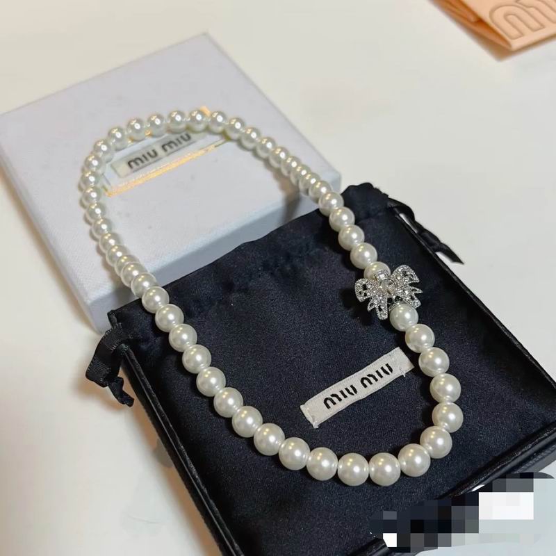 MiuMiu Necklace 06yxh01